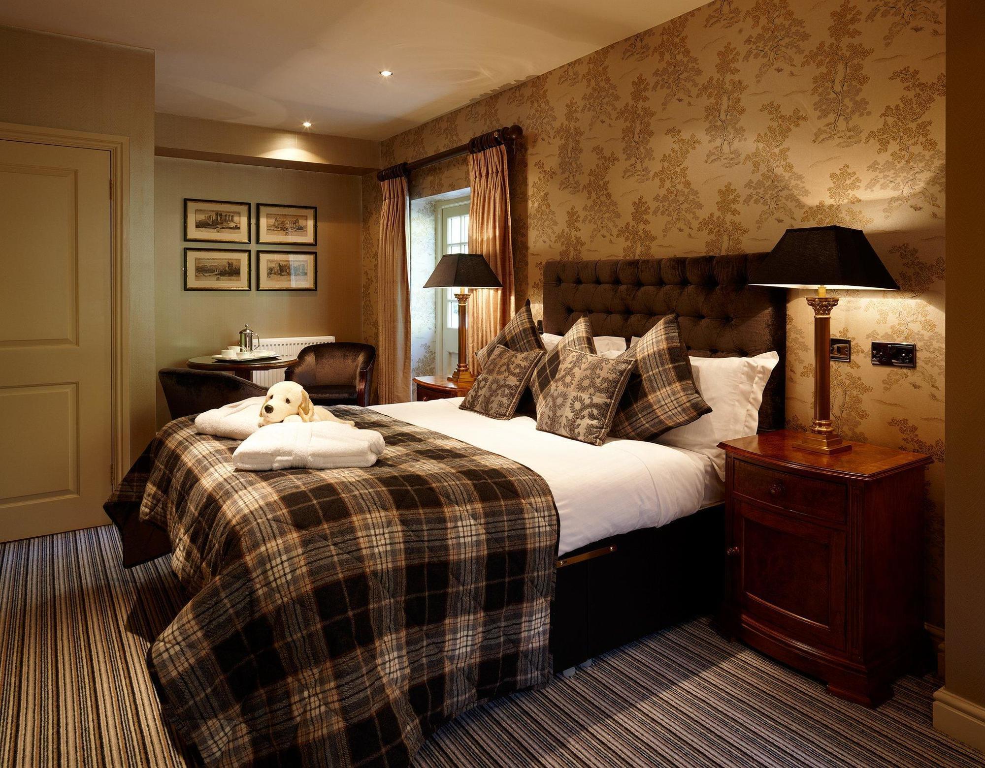 بريدجيند The Coed-Y-Mwstwr Hotel المظهر الخارجي الصورة