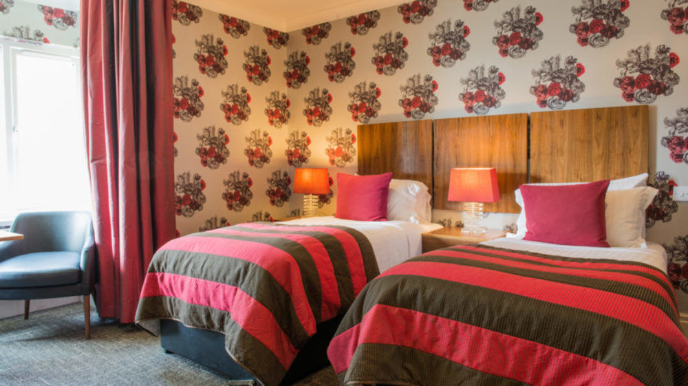 بريدجيند The Coed-Y-Mwstwr Hotel المظهر الخارجي الصورة